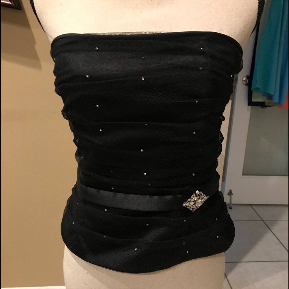 Black size 10 strapless rhinestone top